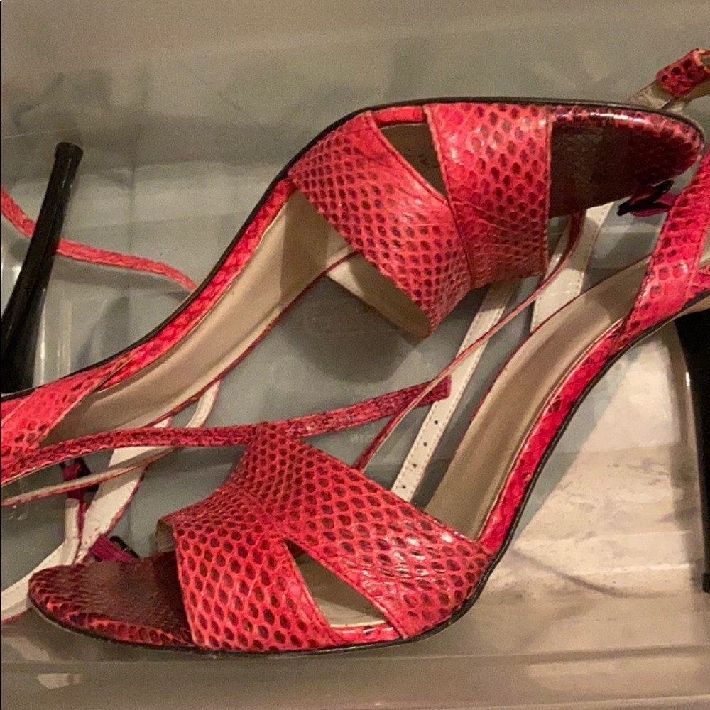 Stuart Weitzman magenta snakeskin